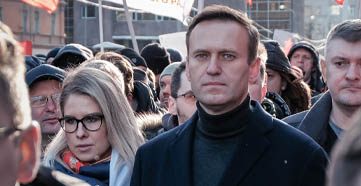  Russia: death of Kremlin critic Alexei Navalny causes global outrage amid fears for other political prisoners